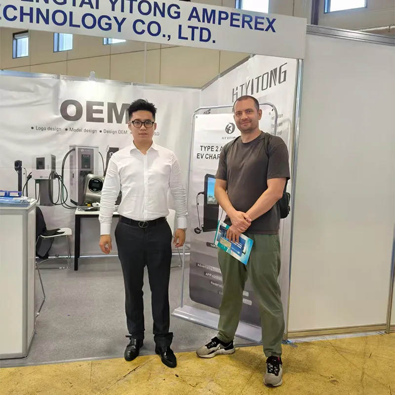 Интеллектуальные зарядные технологии ООО Цзянсу Хэнтай Итун Новые Энергетические Технологии представлены на выставке111 (3)