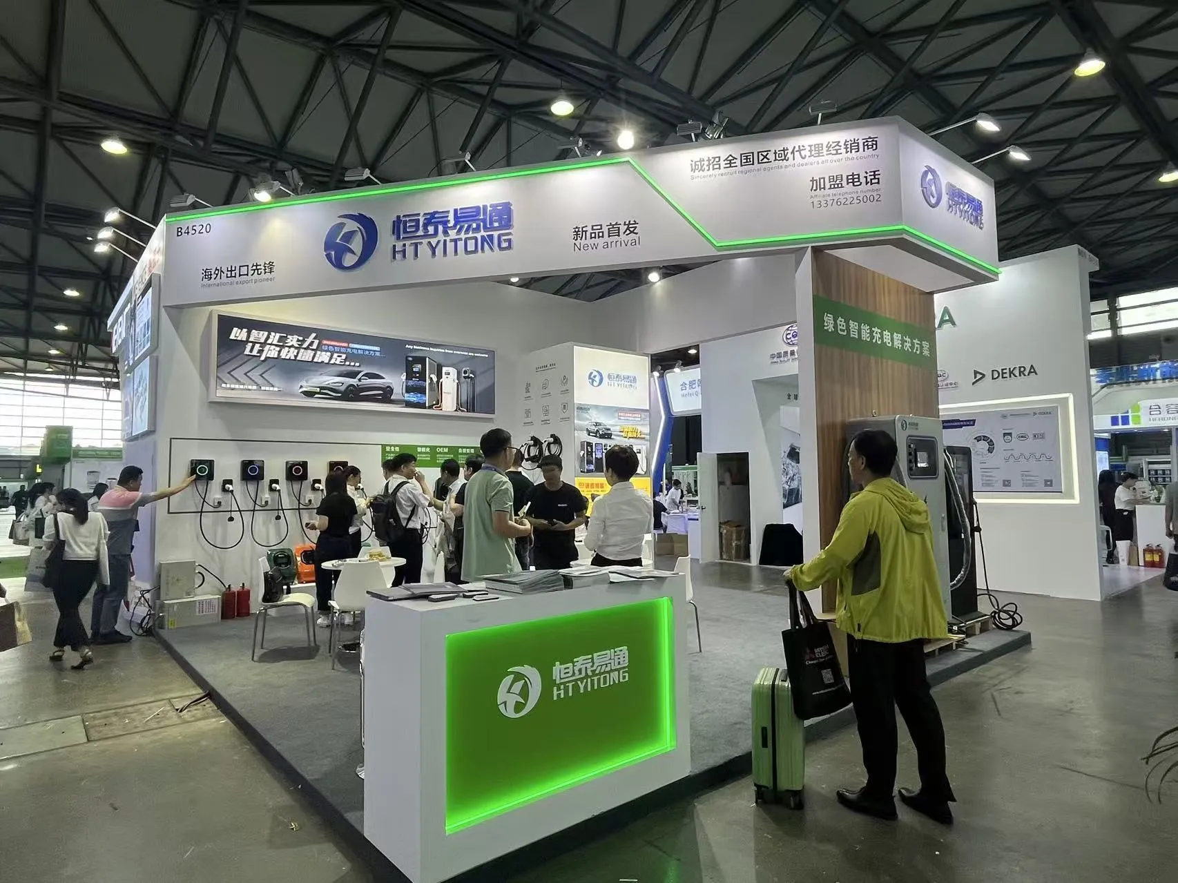 На 18-й Шанхайской международной выставке индустрии зарядной инфраструктуры1111